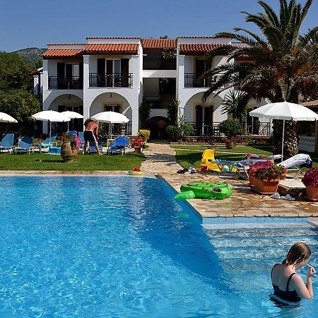 Filorian Hotel Apartments Acharavi  Bagian luar foto