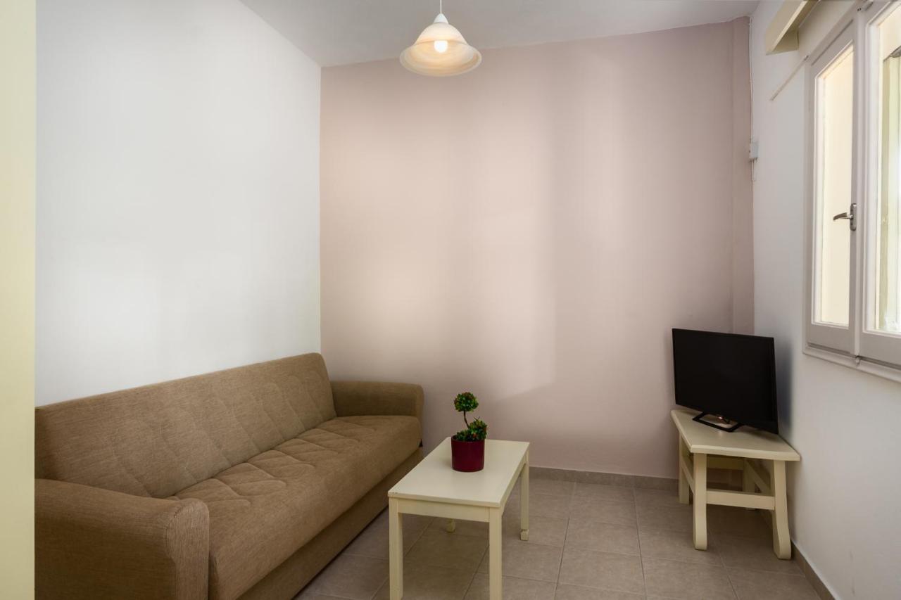 Filorian Hotel Apartments Acharavi  Bagian luar foto