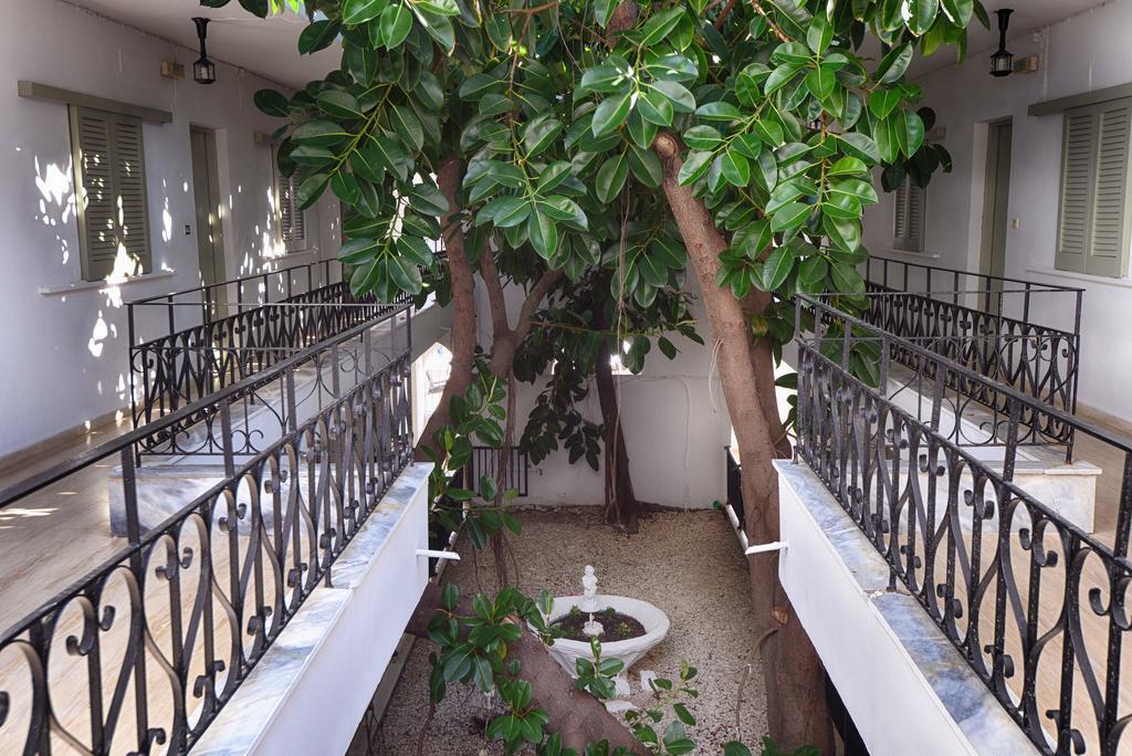 Filorian Hotel Apartments Acharavi  Bagian luar foto