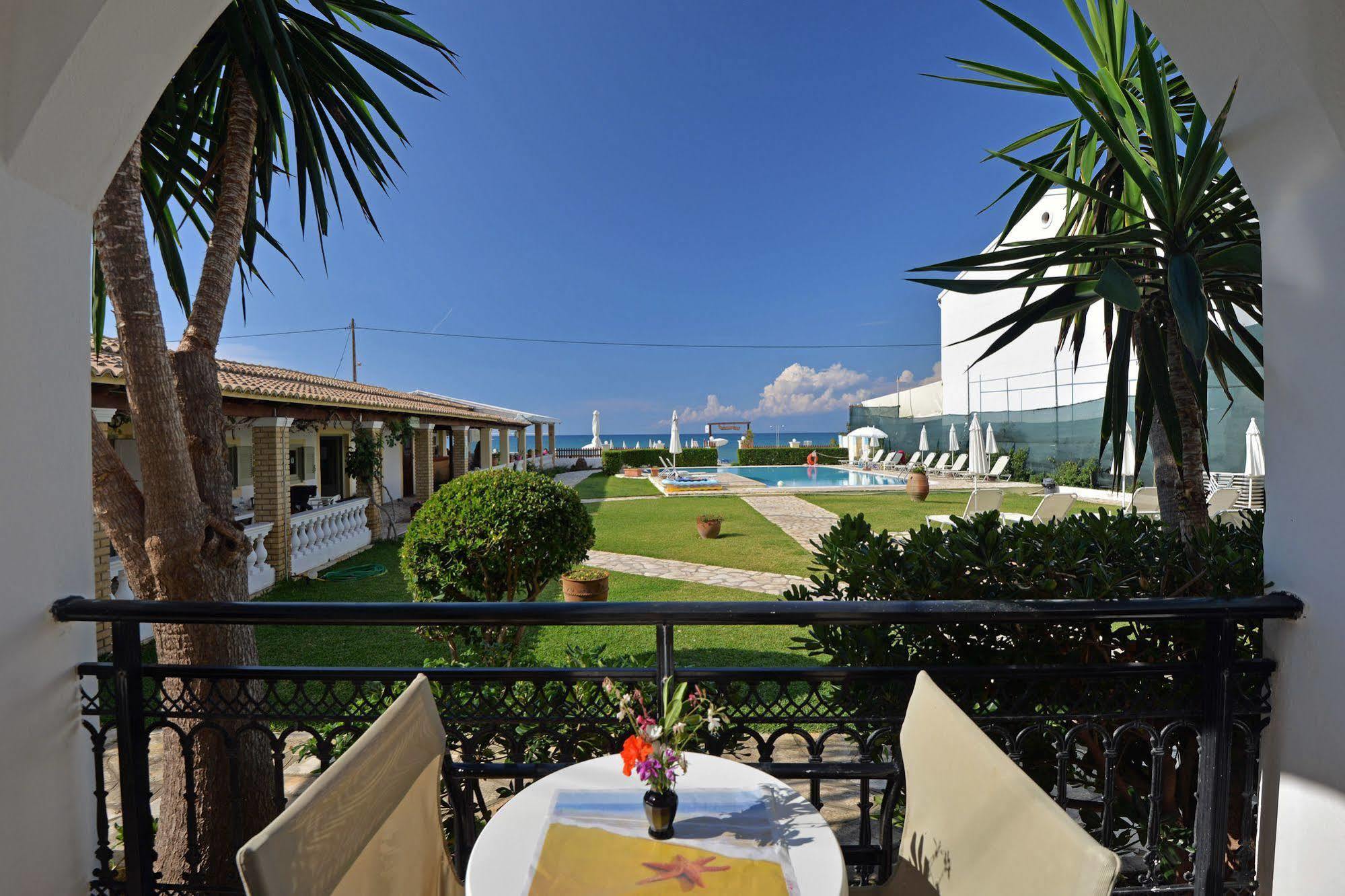 Filorian Hotel Apartments Acharavi  Bagian luar foto